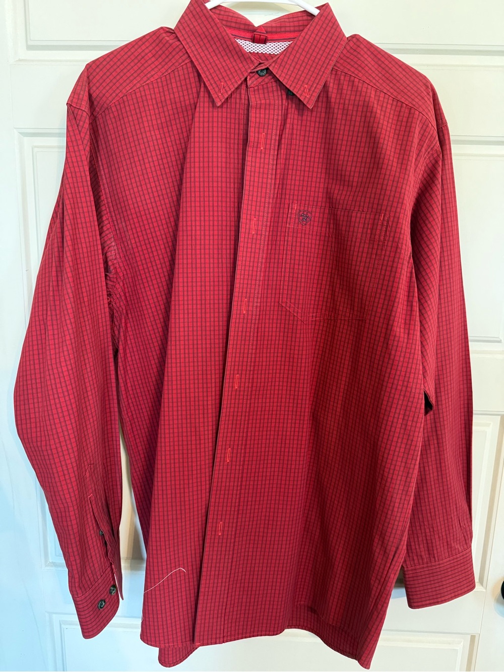 Ariat Pro Series Men's Red Checked Long-Sleeve Dress Shirt